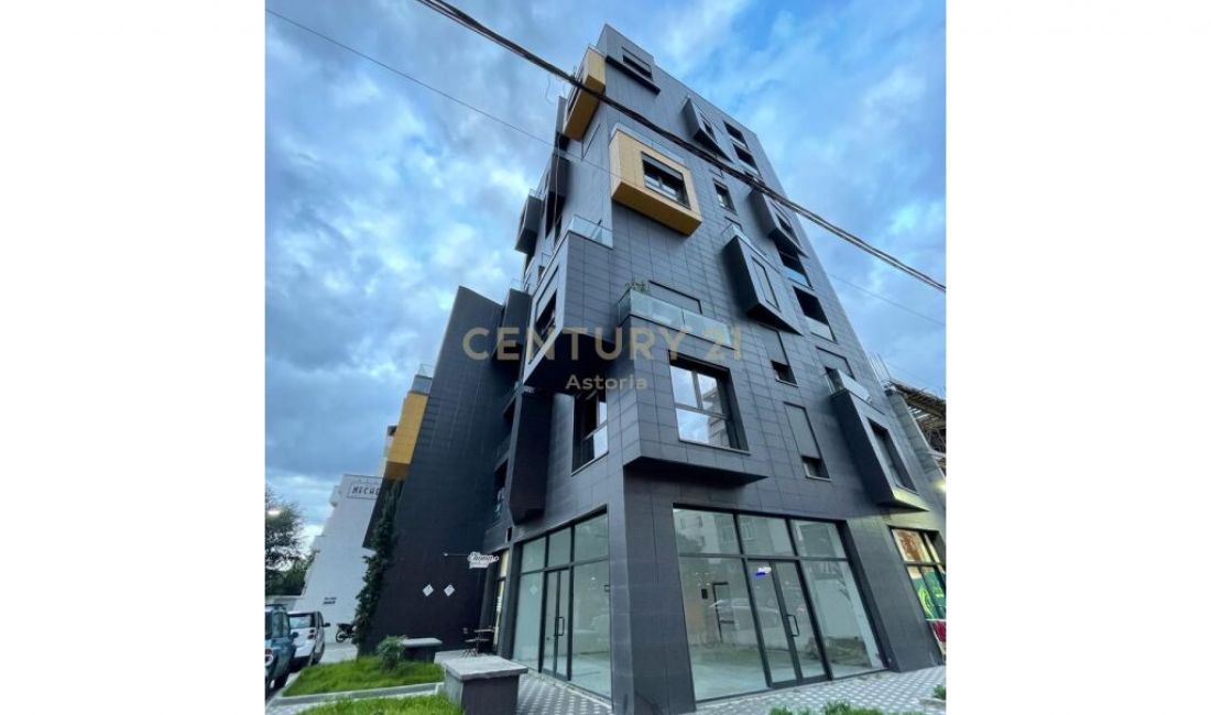 Shtepi me qera Apartament ne Tirane, 3+1, Mobilimi E mobiluar, Pagesa 1,000  Euro.