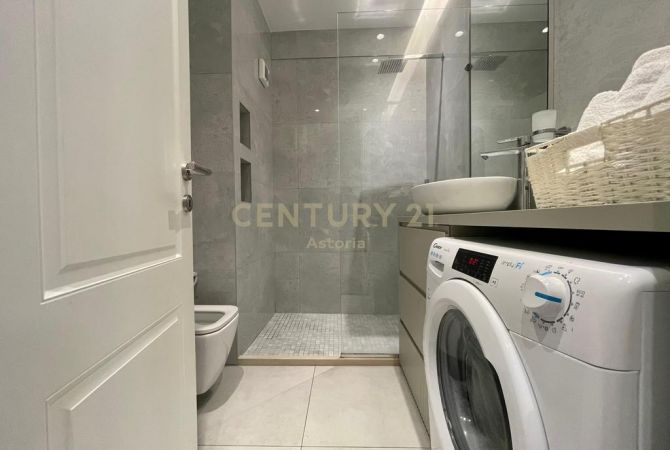 Shtepi me qera Apartament ne Tirane, 1+1, Mobilimi E mobiluar, Pagesa 900  Euro.