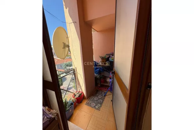 Appartamento in affitto a Tirana 2+1, Arredato