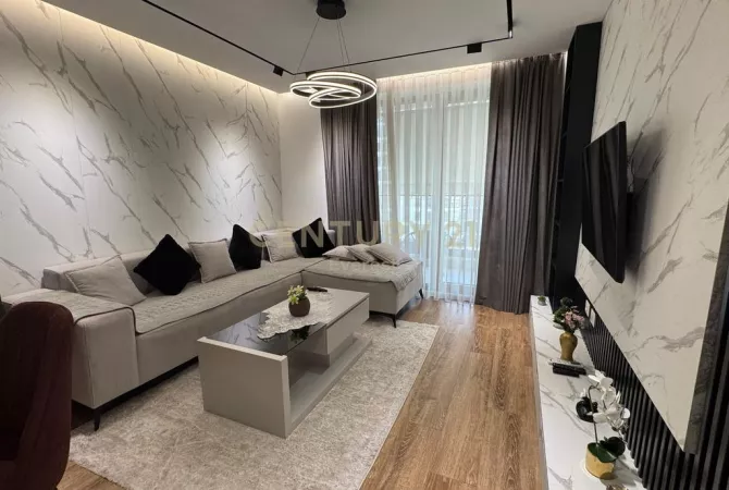Shtepi me qera Apartament ne Tirane, 2+1, Mobilimi E mobiluar, Pagesa 1,100  Euro.
