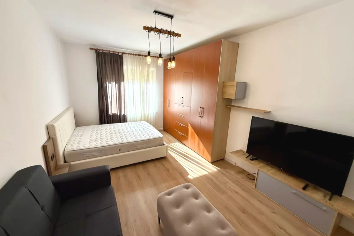 Shtepi me qera Apartament ne Tirane, 1+1, Mobilimi E mobiluar, Pagesa 600  Euro.