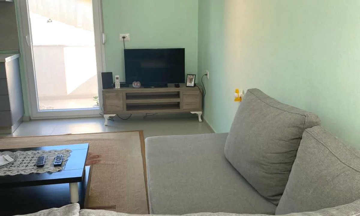 Shtepi me qera Apartament ne Tirane, 2+1, Mobilimi E mobiluar, Pagesa 38,000  Leke.