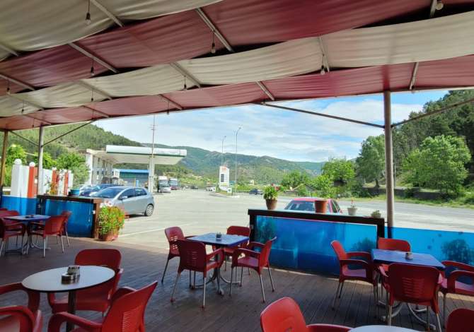 Shitet ose qera  karburant +lokal 350 m2+magazin 250m2+linje inerti 600 metra3 kapacitet ne Rubik 