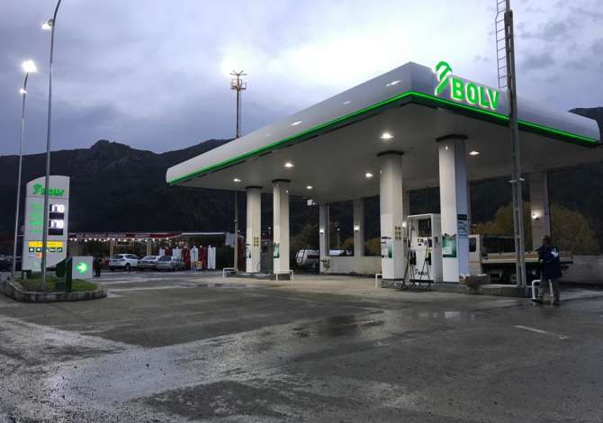 Ambiente Commerciale in Vendita 2+1 a Kukes - 600,000 Euro