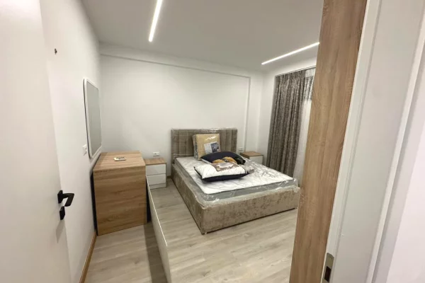Shtepi me qera Apartament ne Tirane, 1+1, Mobilimi E mobiluar, Pagesa 699  Euro.