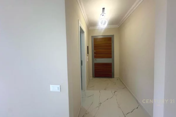 Shtepi me qera Apartament ne Tirane, 1+1, Mobilimi Bosh, pa mobiluar, Pagesa 90,000  Leke.