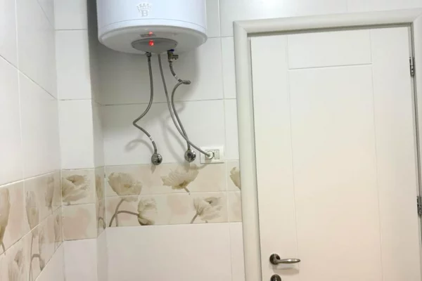 Shtepi me qera Apartament ne Tirane, 1+1, Mobilimi E mobiluar, Pagesa 649  Euro.