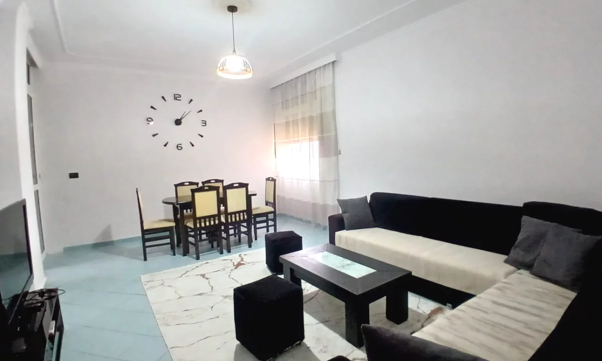 Shtepi me qera Apartament ne Tirane, 3+1, Mobilimi E mobiluar, Pagesa 75,000  Leke.