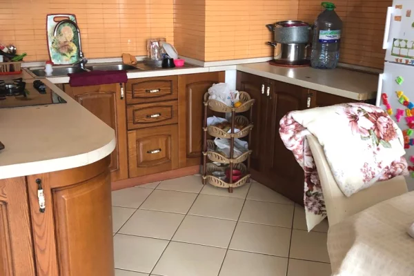 Shtepi me qera Apartament ne Tirane, 2+1, Mobilimi E mobiluar, Pagesa 50,000  Leke.