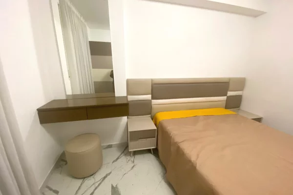 Shtepi me qera Apartament ne Tirane, 2+1, Mobilimi E mobiluar, Pagesa 750  Euro.