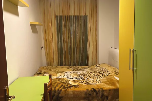 Shtepi me qera Apartament ne Tirane, 2+1, Mobilimi E mobiluar, Pagesa 799  Euro.