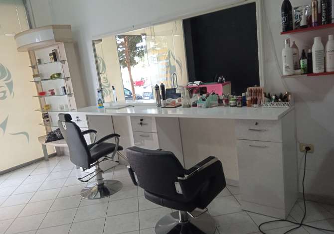 Pajisje biznesi ne shitje 1+1 ne Tirane - 3,000 Euro