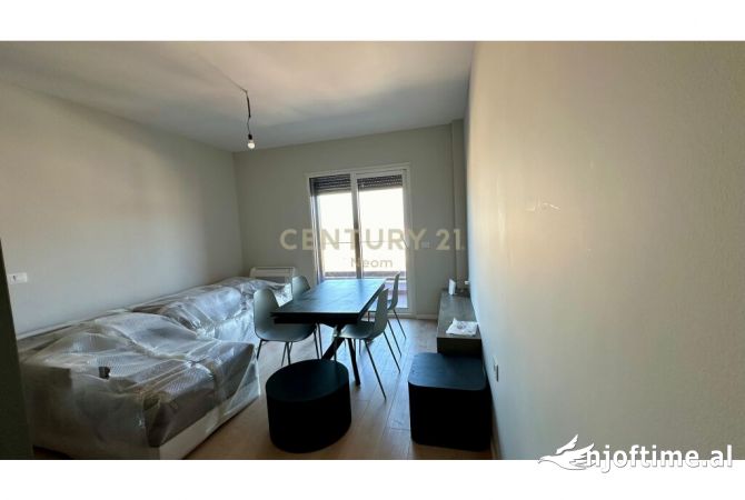 Shtepi me qera Apartament ne Tirane, 1+1, Mobilimi E mobiluar, Pagesa 700  Euro.