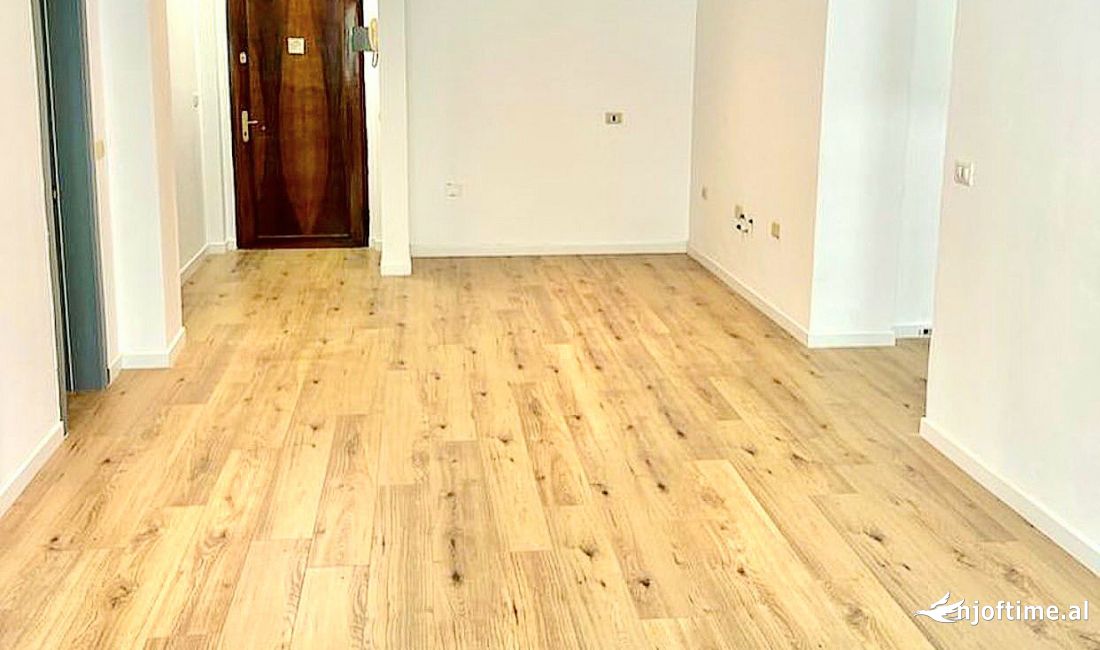 Zyre me qira ne zonen e Bllokut!