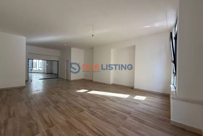Business Property for Rent 3+1 in Tirana - 1,500 Euro
