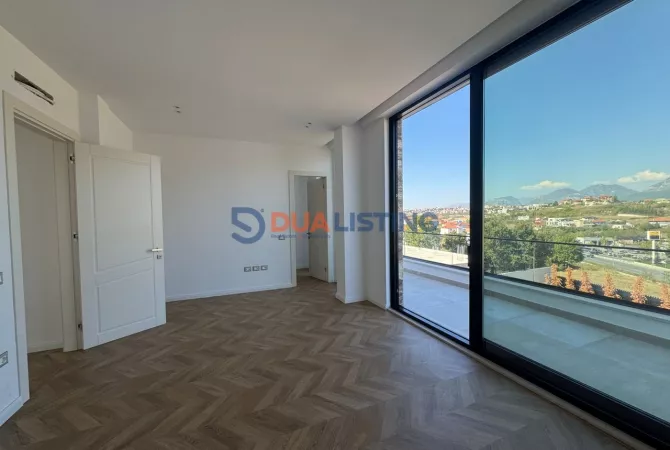 SHITET VILE LUKSOZE ME PISHINE PRANE TEG !!