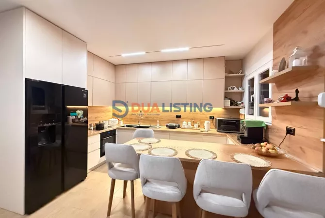 Shtepi ne shitje 2+1 ne Tirane - 135,000 Euro