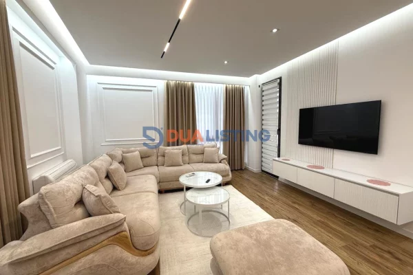 Shtepi me qera 2+1 ne Tirane - 1,000 Euro