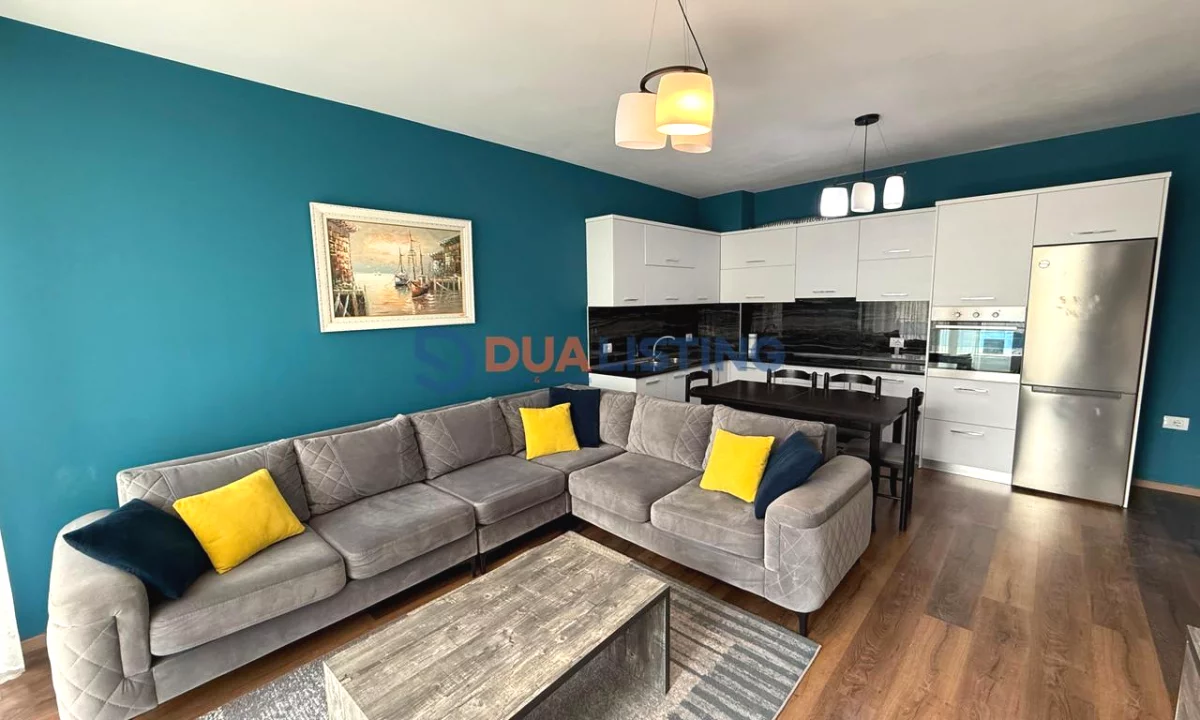 Shtepi me qera Apartament ne Tirane, 2+1, Mobilimi E mobiluar, Pagesa 800  Euro.