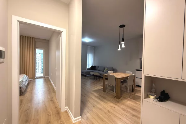 Shtepi me qera Apartament ne Tirane, 1+1, Mobilimi E mobiluar, Pagesa 700  Euro.
