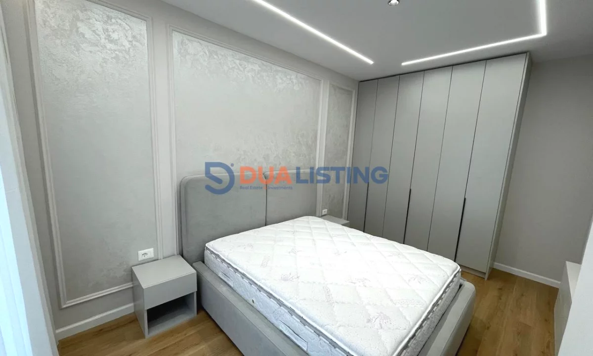 Shtepi ne shitje Apartament ne Tirane, 1+1, Mobilimi E mobiluar, Pagesa 121,000  Euro.