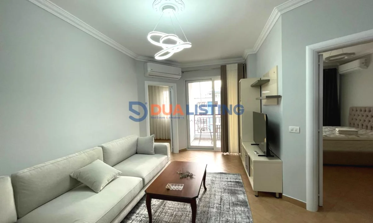 Shtepi me qera Apartament ne Tirane, 2+1, Mobilimi E mobiluar, Pagesa 70,000  Leke.