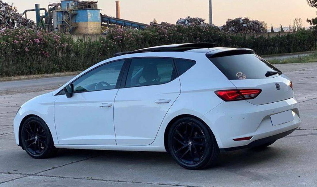 Jepet me qera Seat Leon duke filluar nga 40 euro dita 