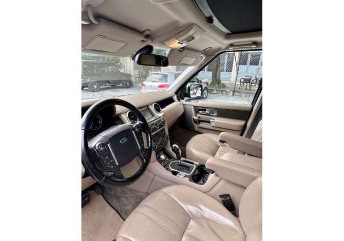 Makine me qera ne Rinas Tirane - Land Rover Discovery duke filluar nga 75 Euro Dita