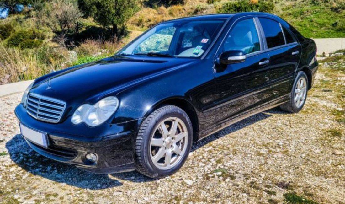 Jepet me Qera Mercedes Benz C220 duke filluar nga 35 Euro dita