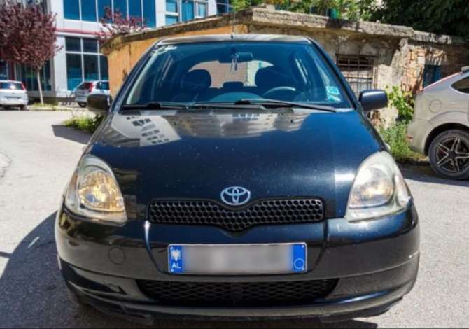 Jepet me qera Makina Toyota Yaris  duke filluar nga 25 euro dita