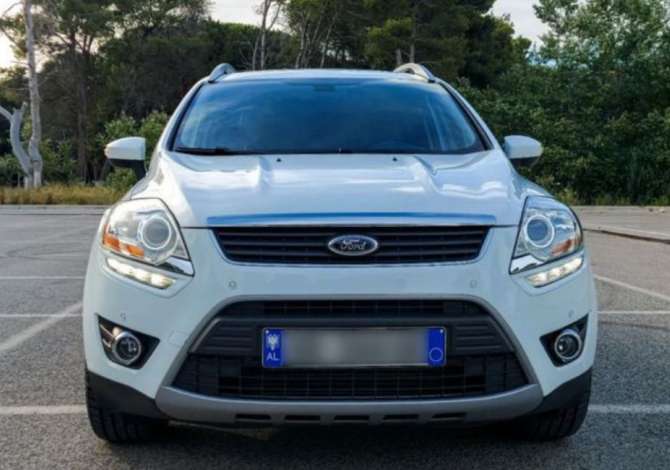 Jepet me qera Makina Ford Kuga duke filluar nga 50 euro dita