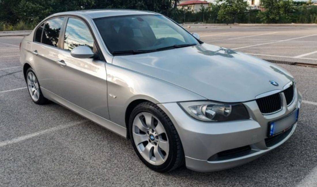 Jepet me qera Makina BMW Seria 3 duke filluar nga 40 euro dita