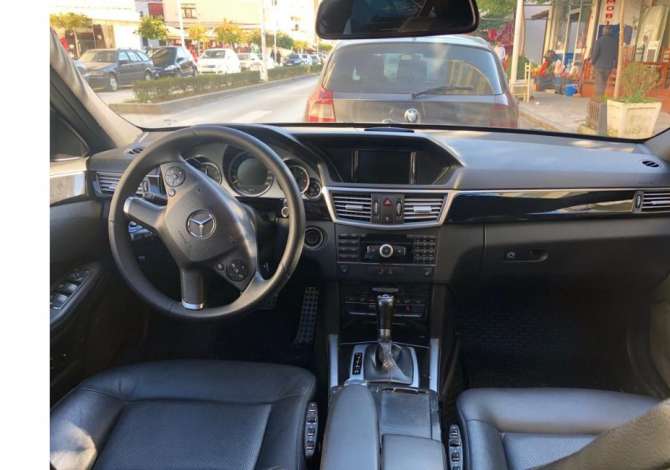 Jepet me qera makina Mercedes Benz E250  duke filluar nga 45 euro dita