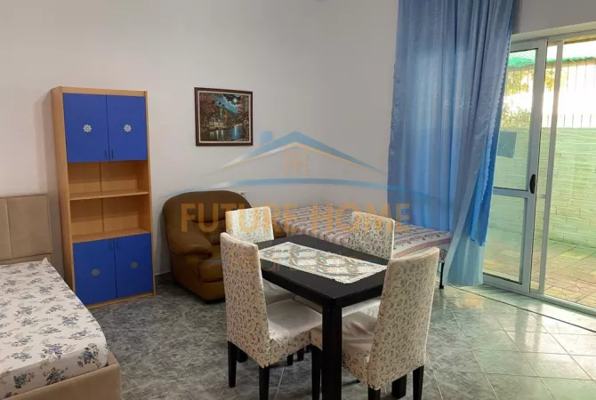 Shtepi ne shitje Apartament ne Tirane, Garsoniere, Mobilimi E mobiluar, Pagesa 7,000,000  Leke.