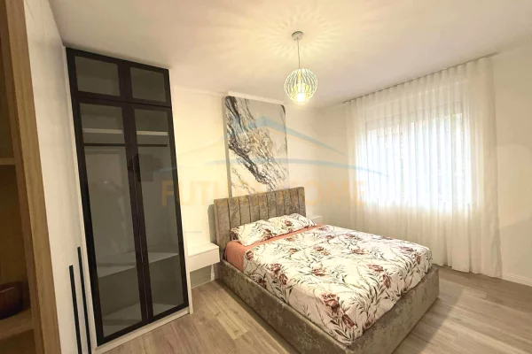 Shtepi me qera Apartament ne Tirane, 2+1, Mobilimi E mobiluar, Pagesa 600  Euro.