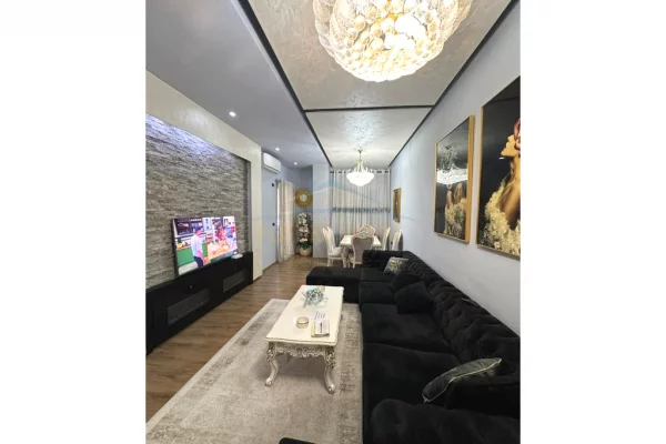 Shtepi me qera Apartament ne Tirane, 1+1, Mobilimi E mobiluar, Pagesa 450  Euro.