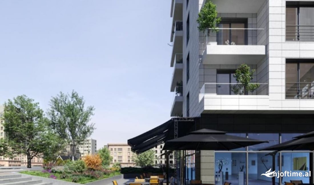 Jepet ambjent per zhvillim biznesi me qera Porcelan.