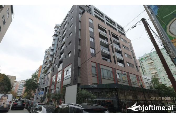Business Property for Rent 3+1 in Tirana - 1,400 Euro