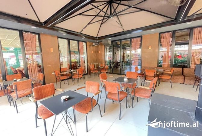 KOMUNA E PARISIT, JAPIM ME QIRA BAR-RESTORANT