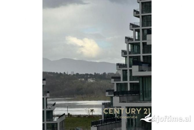 Shtepi ne shitje Apartament ne Tirane, 2+1, Mobilimi E mobiluar, Pagesa 443,900  Euro.