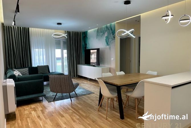Shtepi ne shitje Apartament ne Tirane, 2+1, Mobilimi E mobiluar, Pagesa 279,000  Euro.