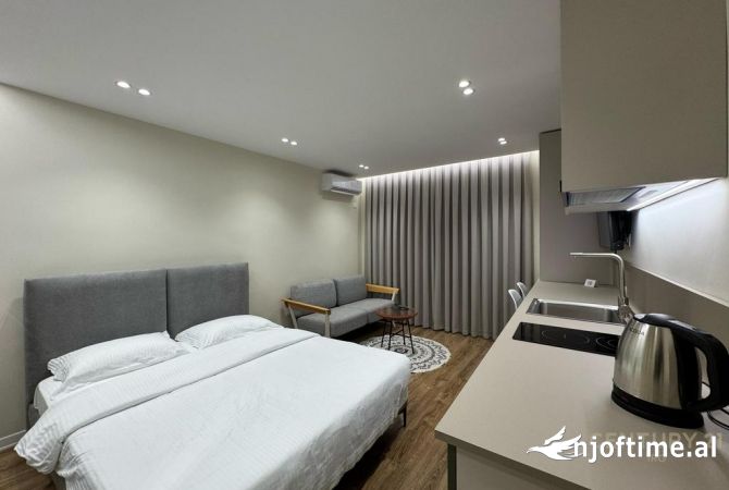 Shtepi ne shitje Apartament ne Tirane, 1+1, Mobilimi E mobiluar, Pagesa 184,000  Euro.
