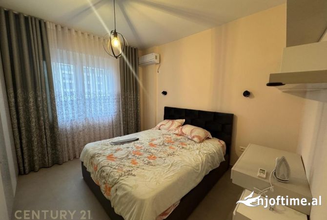 Shtepi ne shitje Apartament ne Tirane, 1+1, Mobilimi E mobiluar, Pagesa 195,000  Euro.