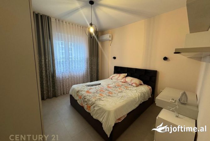 Shtepi ne shitje Apartament ne Tirane, 1+1, Mobilimi E mobiluar, Pagesa 195,000  Euro.