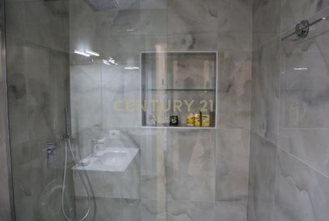 Shtepi me qera Apartament ne Tirane, 1+1, Mobilimi E mobiluar, Pagesa 575  Euro.