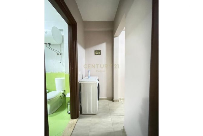 Shtepi ne shitje Apartament ne Tirane, 1+1, Mobilimi E mobiluar, Pagesa 155,000  Euro.