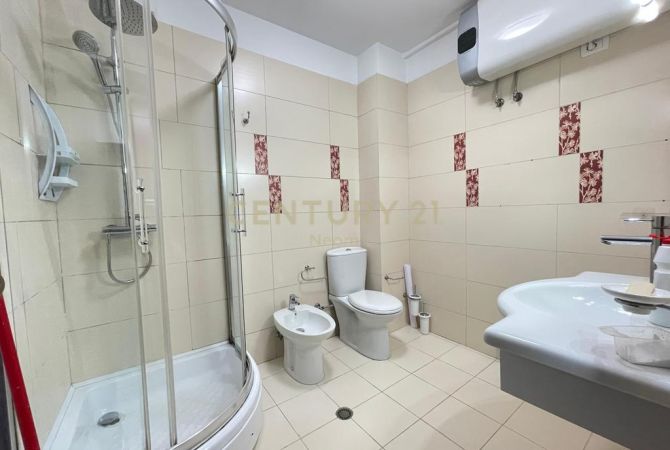 Shtepi me qera Apartament ne Tirane, 2+1, Mobilimi E mobiluar, Pagesa 650  Euro.