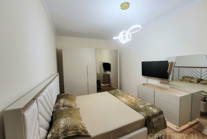 Shtepi me qera Apartament ne Tirane, 2+1, Mobilimi E mobiluar, Pagesa 1,200  Euro.