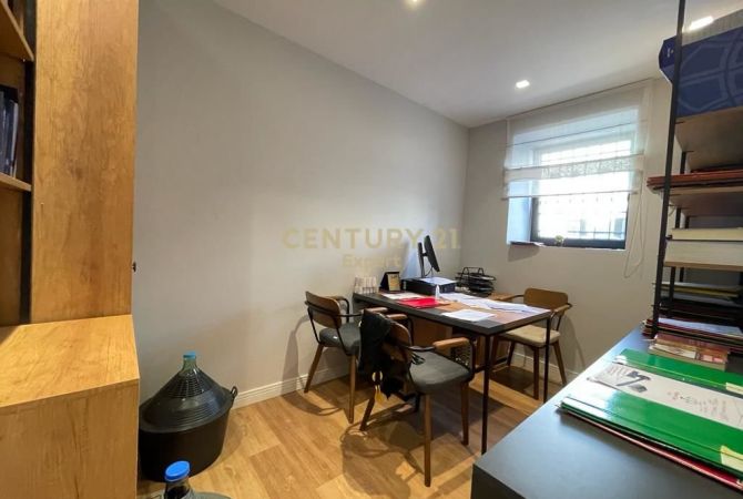 JAPIM ME QIRA HOTEL PRANE HIPOTEKES, TIRANE!