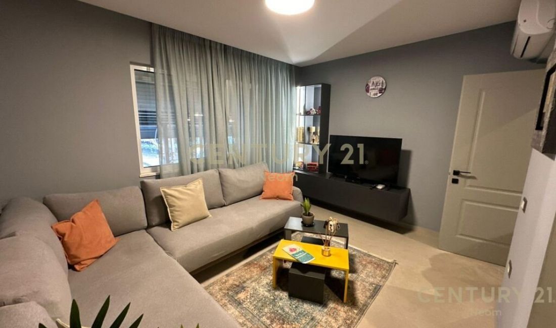 Shtepi me qera Apartament ne Tirane, 2+1, Mobilimi E mobiluar, Pagesa 650  Euro.